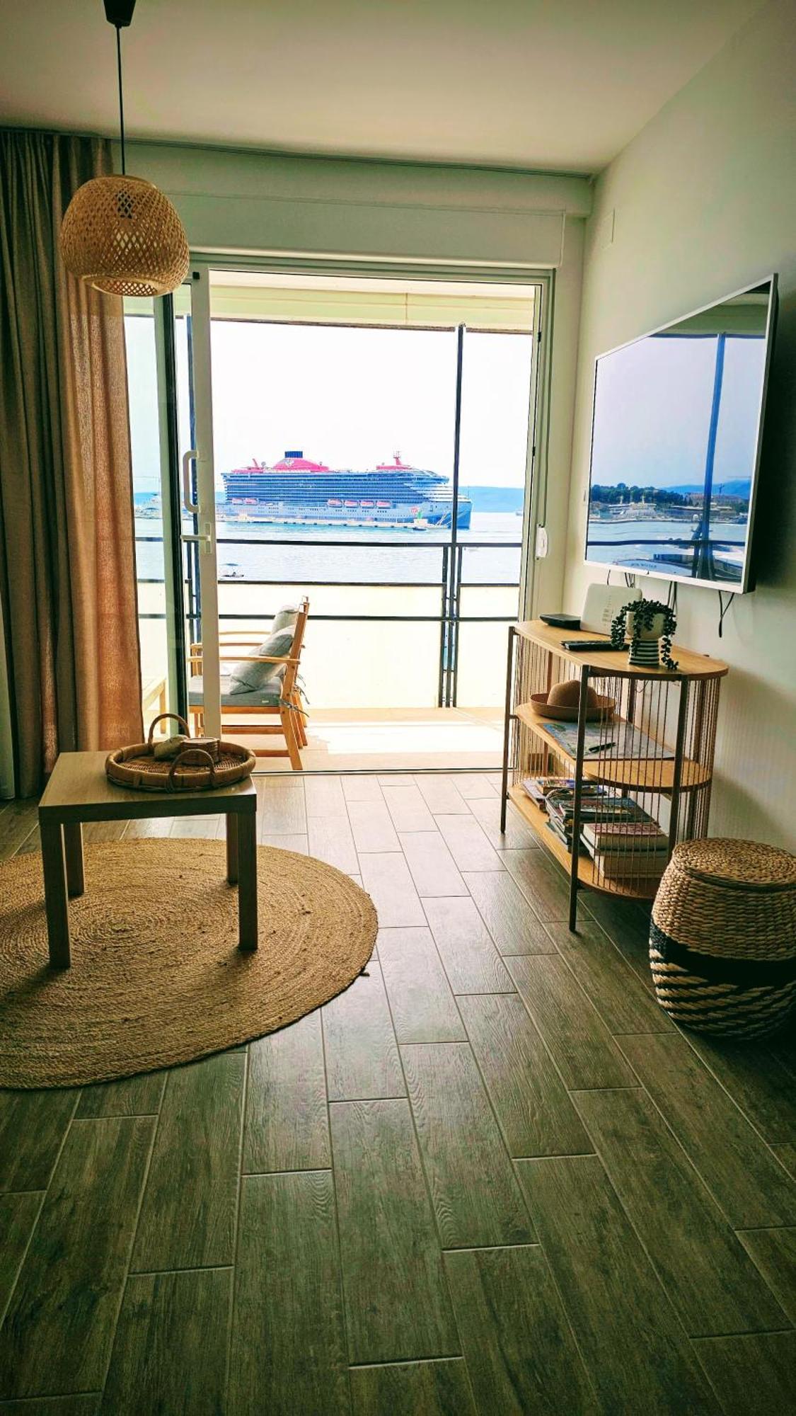 Sun And Sea Deluxe Apartments Split Exterior foto